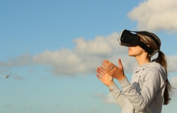 Диагностика знаний в очках виртуальной реальности