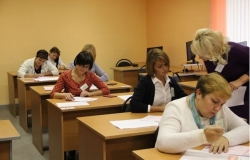 Мнение директора: «Надо повышать роль учителя — как в советские времена»